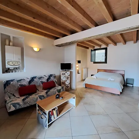 Lakely Nest * Sale Marasino