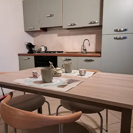Lakely Nest Apartment